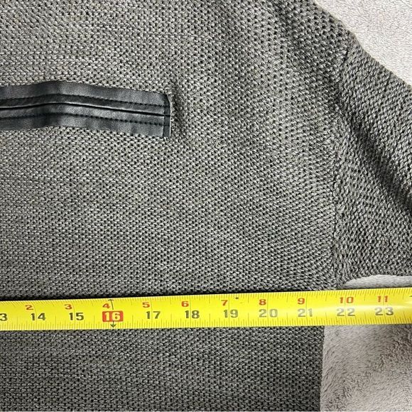 Daytrip Sweater womens medium charcoal gray cold shoulder open weave knit NWT - Picture 3 of 12